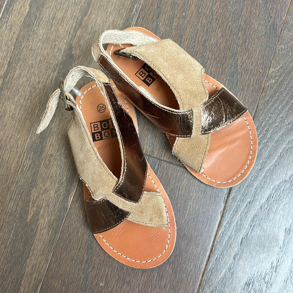 Bon bon metallic gold girls suede sandals